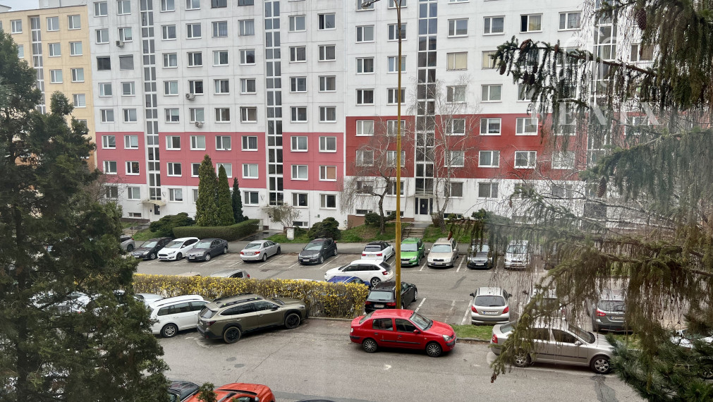 Prenájom  2-izbový byt KVP, Bauerova ul. - REZERVOVANÉ