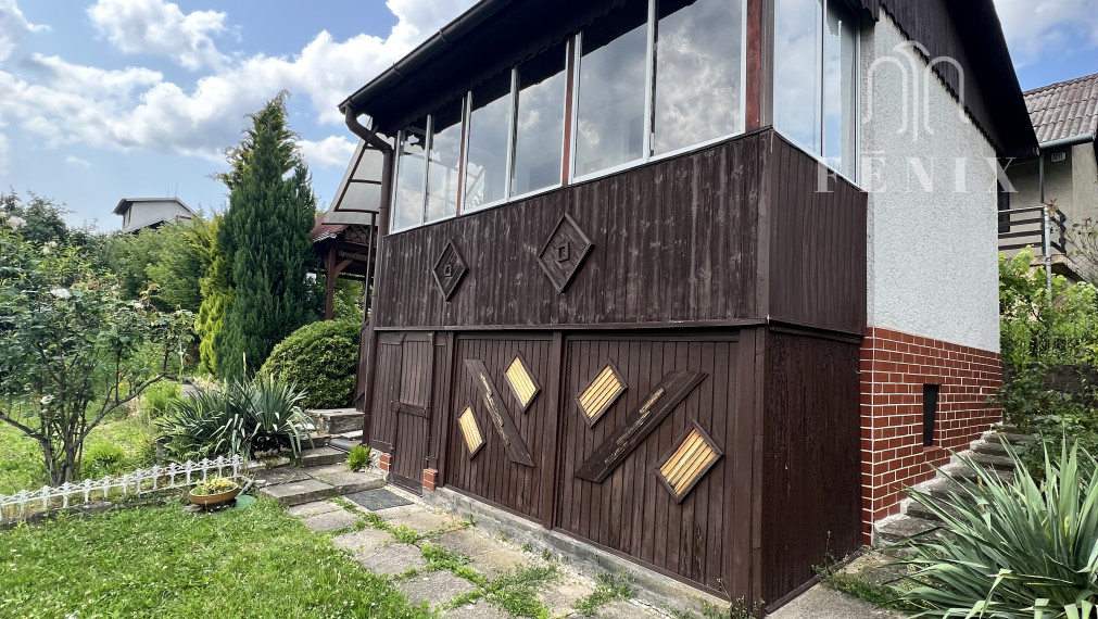 Murovaná chata v záhradkáskej oblasti Zdoba s pozemkom v osobnom vlastníctve
