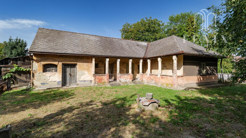 Rodinný dom s veľkou záhradou - Perín-Chym - Gomboš