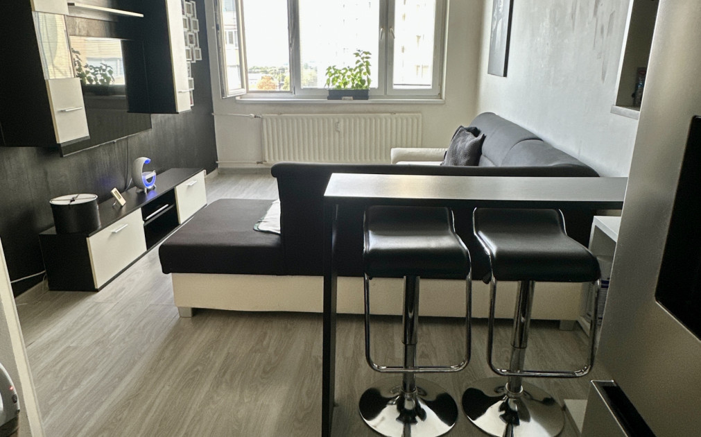 REZERVOVANÝ!Obľúbený 1,5 izbový pražský byt- Galaktická-Košice, 40m2+kumbál+pivnica