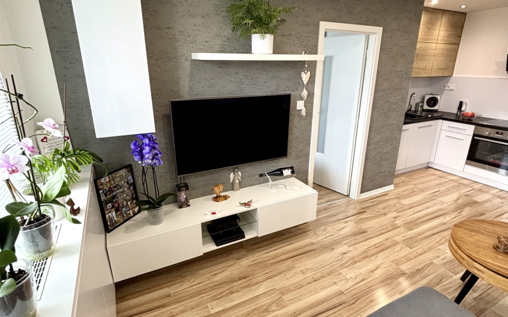 Štýlový 1,5 izbový byt, 43m2, Zupkova, sídlisko Dargovských hrdinov -Furča