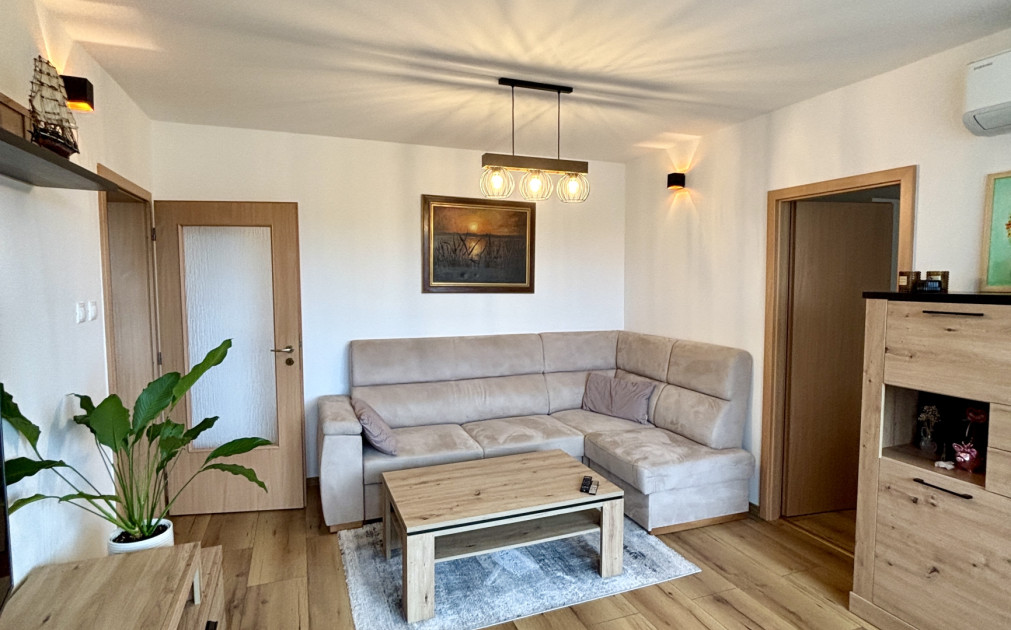 3 izbový byt na Kalvárii, 53 m2, 2. poschodie , loggia
