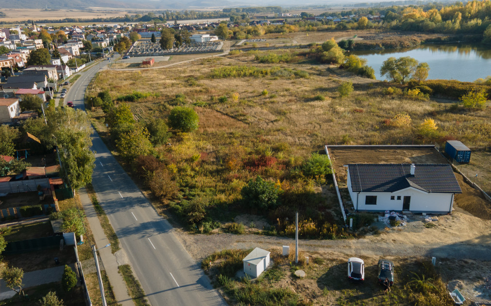 Stavebný pozemok 1103m², Čaňa - Hviezdna