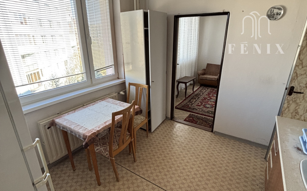 Veľkorysý 4-izbový byt s potenciálom | Miškovecká