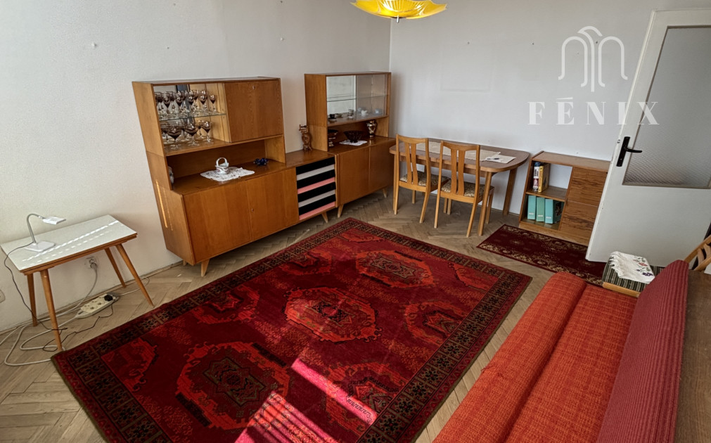 Veľkorysý 4-izbový byt s potenciálom | Miškovecká