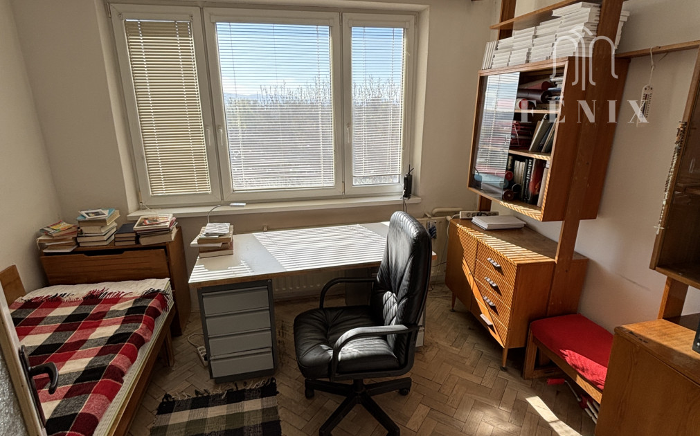 Veľkorysý 4-izbový byt s potenciálom | Miškovecká