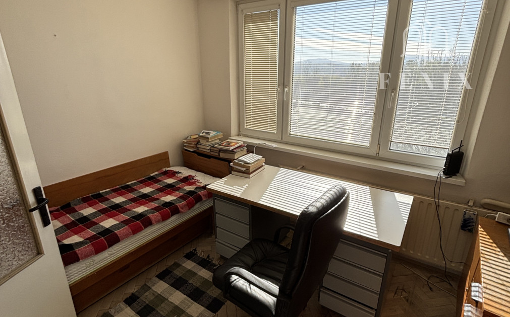 Veľkorysý 4-izbový byt s potenciálom | Miškovecká