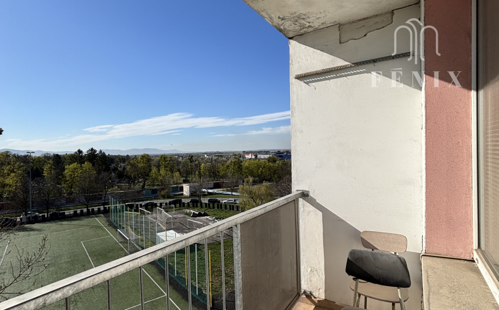 Veľkorysý 4-izbový byt s potenciálom | Miškovecká