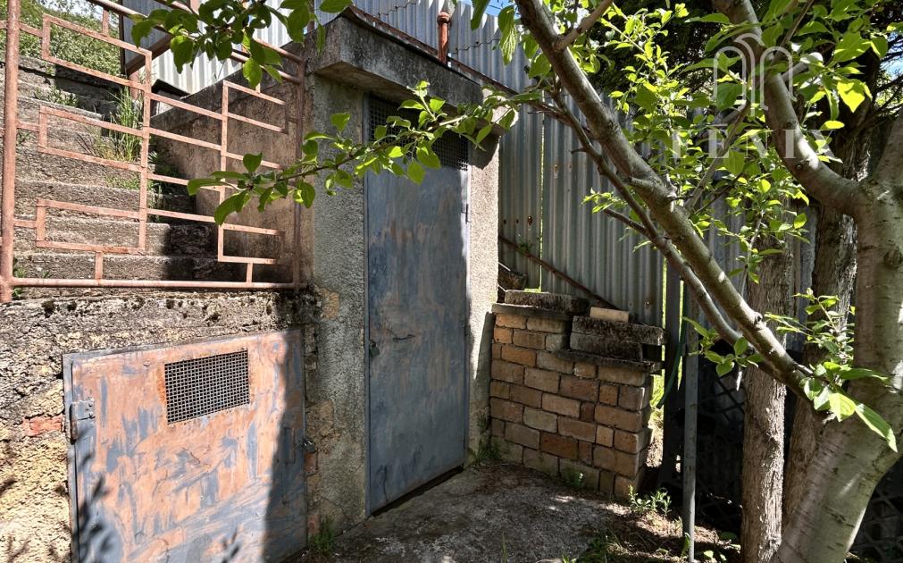 Chata s vinicou Jablonov nad Turňou