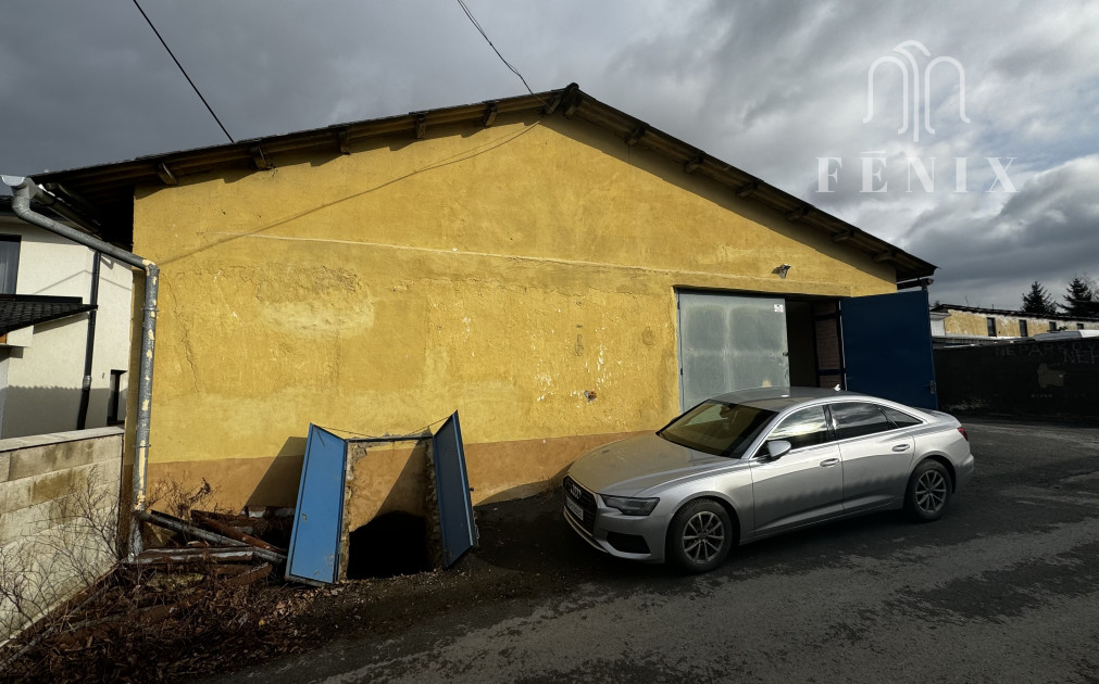 Budova - hala vhodná na podnikanie , Lipany