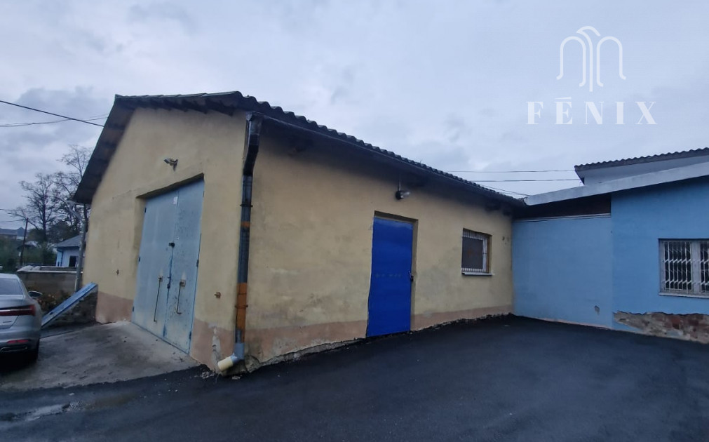 Budova - hala vhodná na podnikanie , Lipany