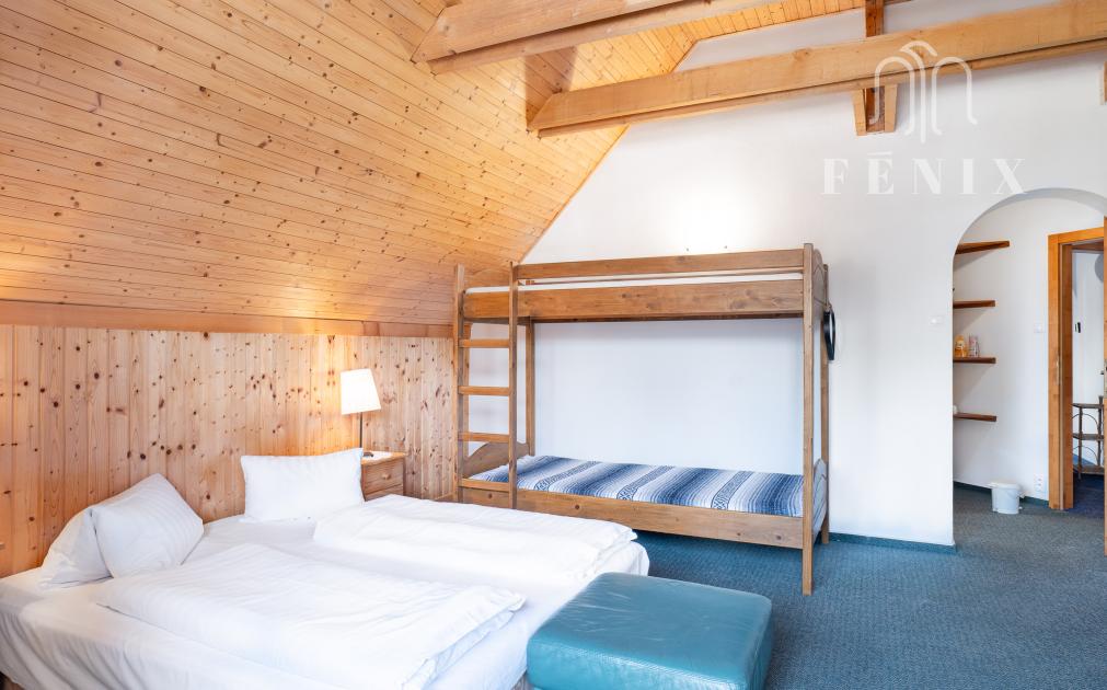 Eladó: Családi Panzió 2004 Stará Lesná-ban - Magas Tátra