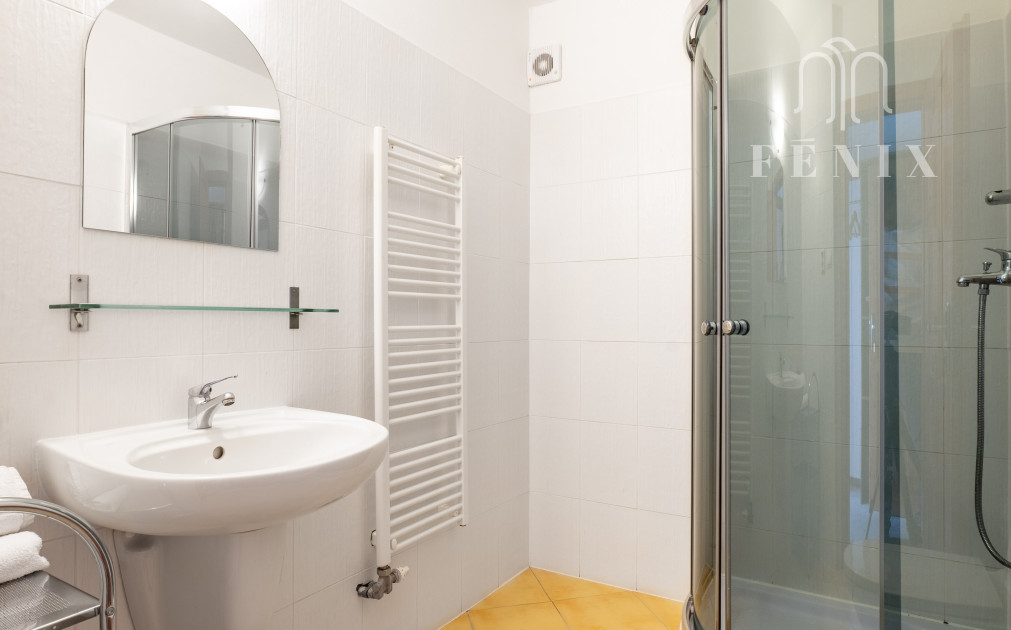 Eladó: Családi Panzió 2004 Stará Lesná-ban - Magas Tátra