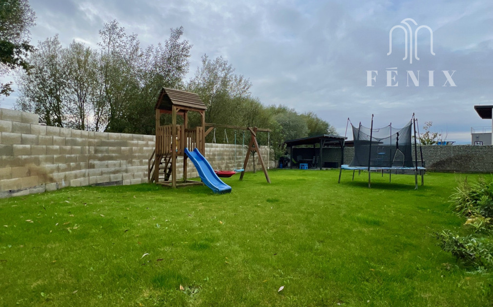 Priestranný rodinný dom - novostavba blízko Košíc