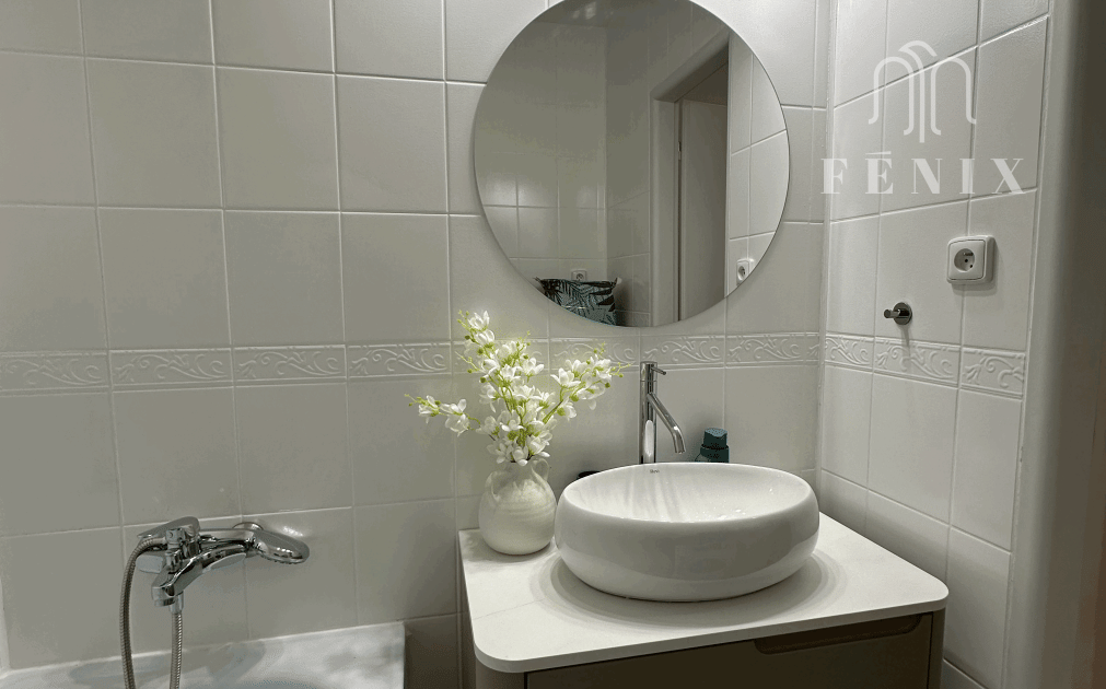 REZERVOVANÝ!Veľký 2 izbový byt 50m2+ 30m2 predzahrádka+parkovacie miesto