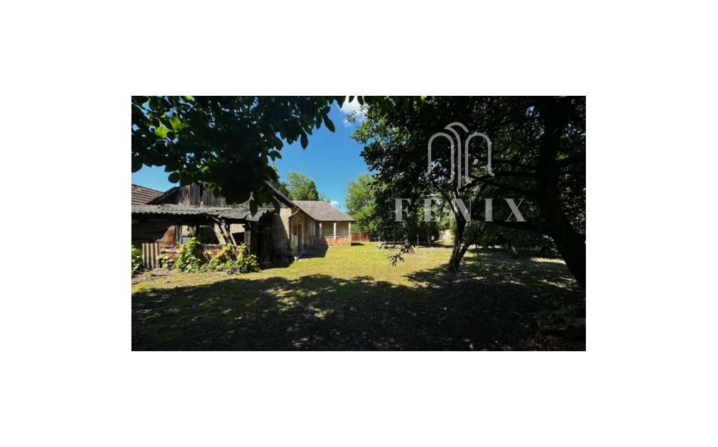 Rodinný dom s veľkou záhradou - Perín-Chym - Gomboš