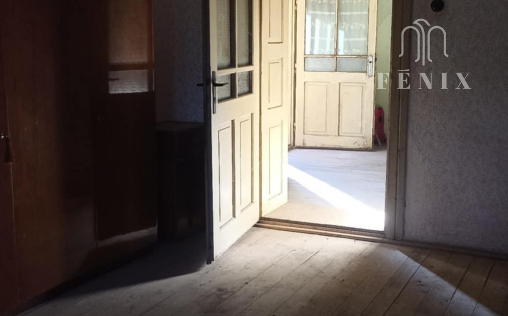 Rodinný dom s veľkou záhradou - Perín-Chym - Gomboš