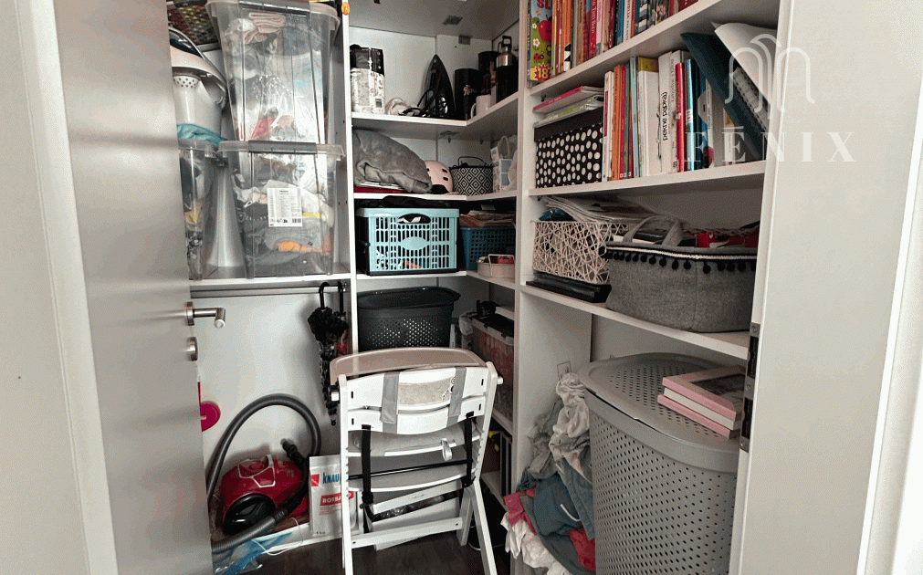 REZERVOVANÝ!  3 izbový byt so šatníkom, 76m2, loggia, pivnica-Branisková ul., Košice