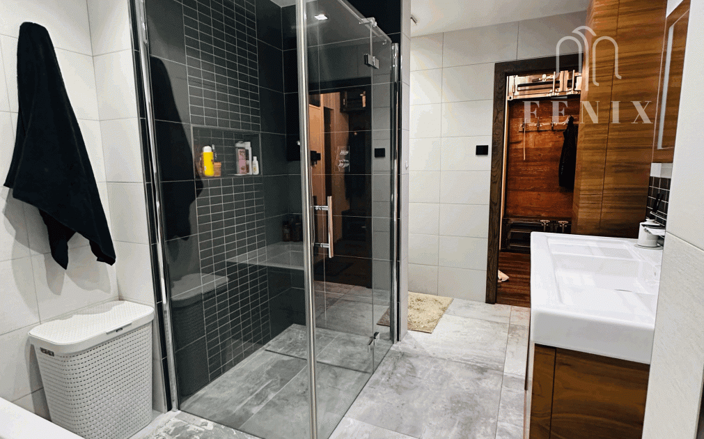 3 izbový výnimočný byt, 82m2 + pivnica 20m2+2 balkóny, Svätoplukova ul, KE