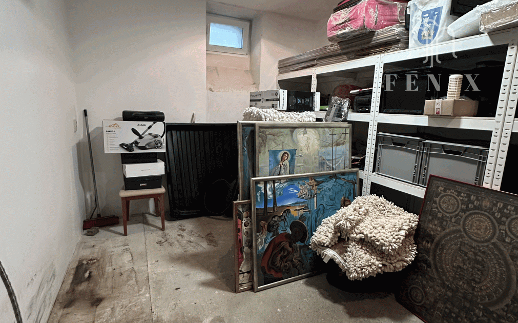 3 izbový výnimočný byt, 82m2 + pivnica 20m2+2 balkóny, Svätoplukova ul, KE