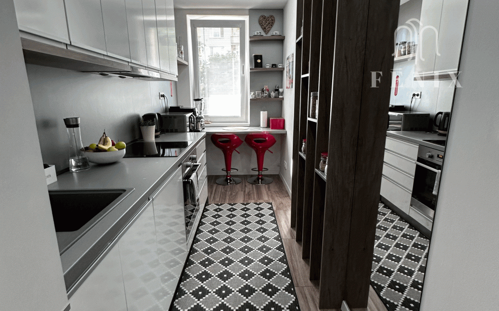 REZERVOVANÝ!  3 izbový byt so šatníkom, 76m2, loggia, pivnica-Branisková ul., Košice