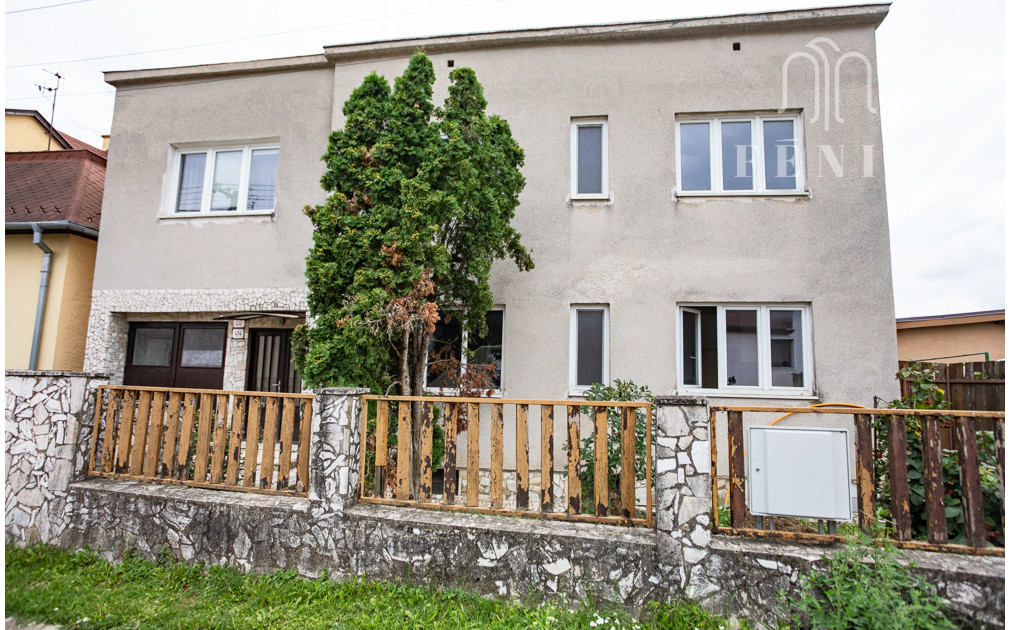 3-generačný rodinný dom s obrovským potenciálom - Košice-Krásna