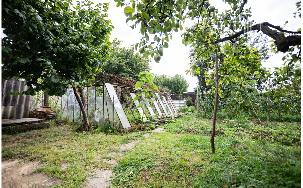 3-generačný rodinný dom s obrovským potenciálom - Košice-Krásna