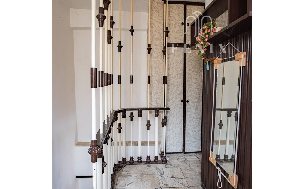 3-generačný rodinný dom s obrovským potenciálom - Košice-Krásna