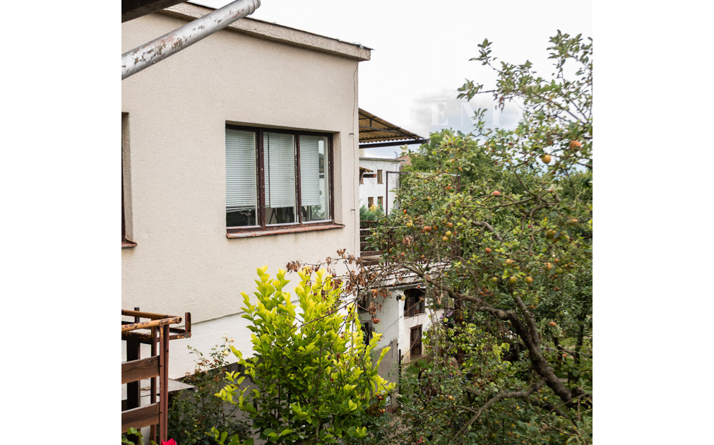 3-generačný rodinný dom s obrovským potenciálom - Košice-Krásna