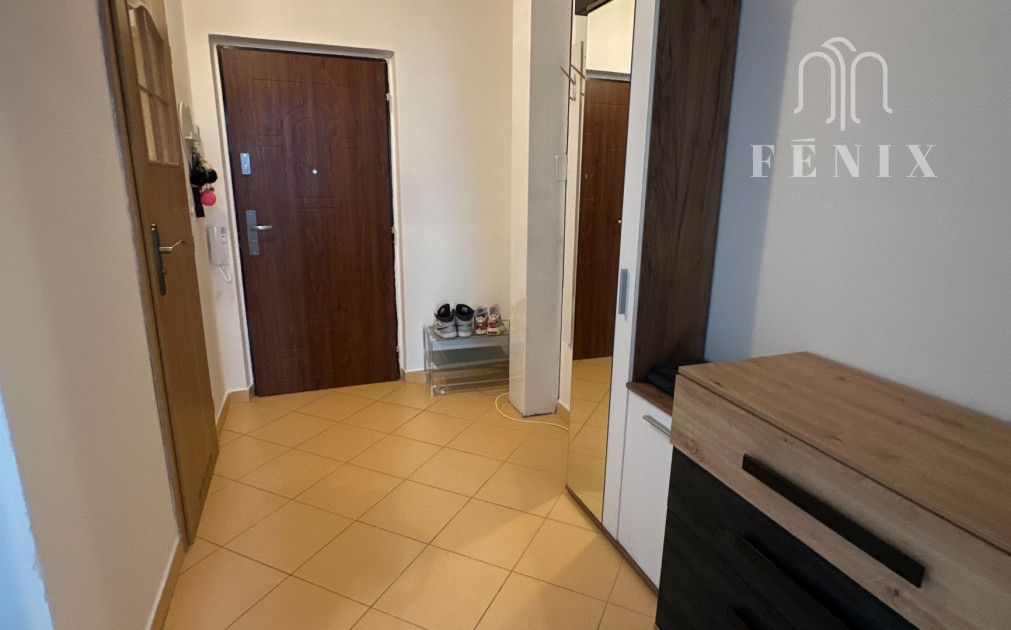 REZERVOVANÝ!Obľúbený 1,5 izbový pražský byt- Galaktická-Košice, 40m2+kumbál+pivnica