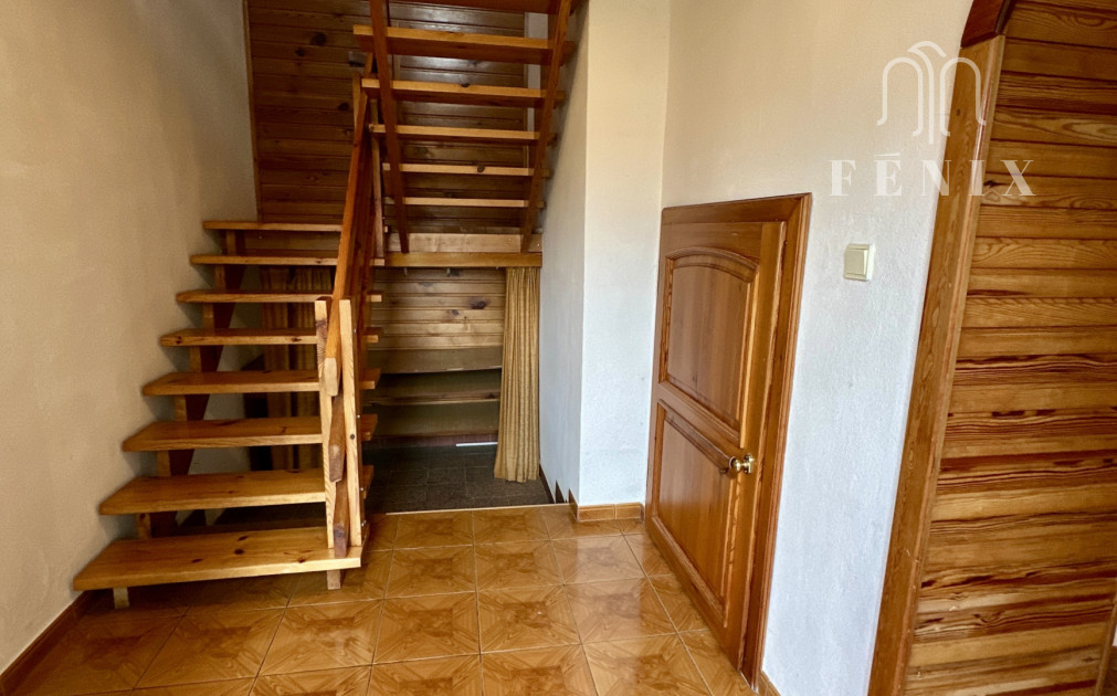 Rodinný dom s obrovským pozemkom 15 árov, Košice- okolie - Medzev