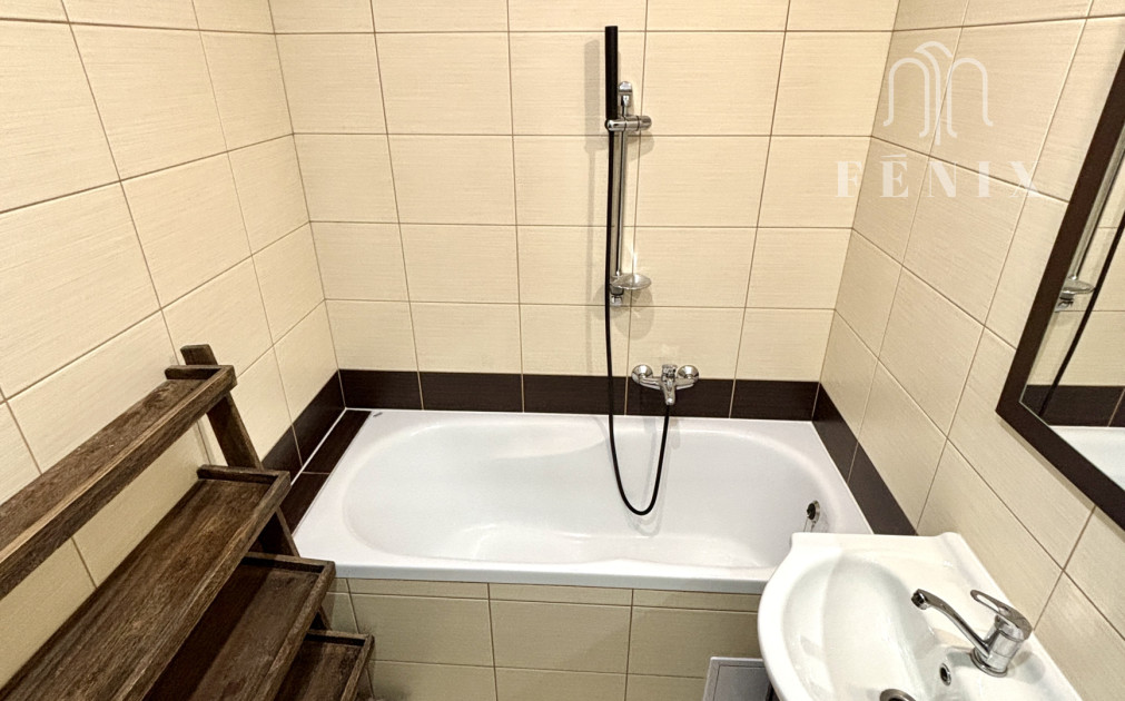 Priestranný 2-izbový byt po rekonštrukcii – Košice, Železníky