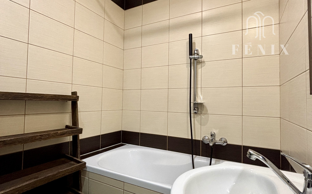 Priestranný 2-izbový byt po rekonštrukcii – Košice, Železníky