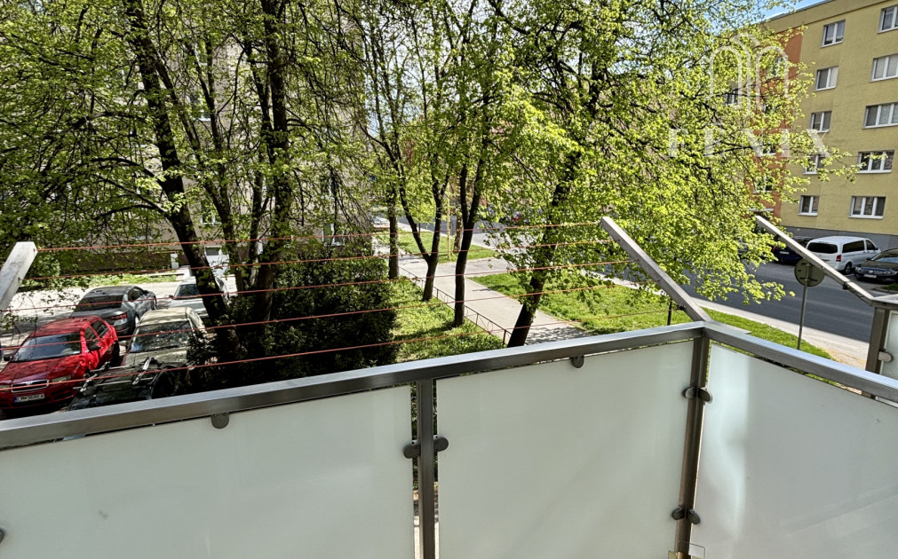 Slnečný 1-izbový byt na Národnej triede v Košiciach