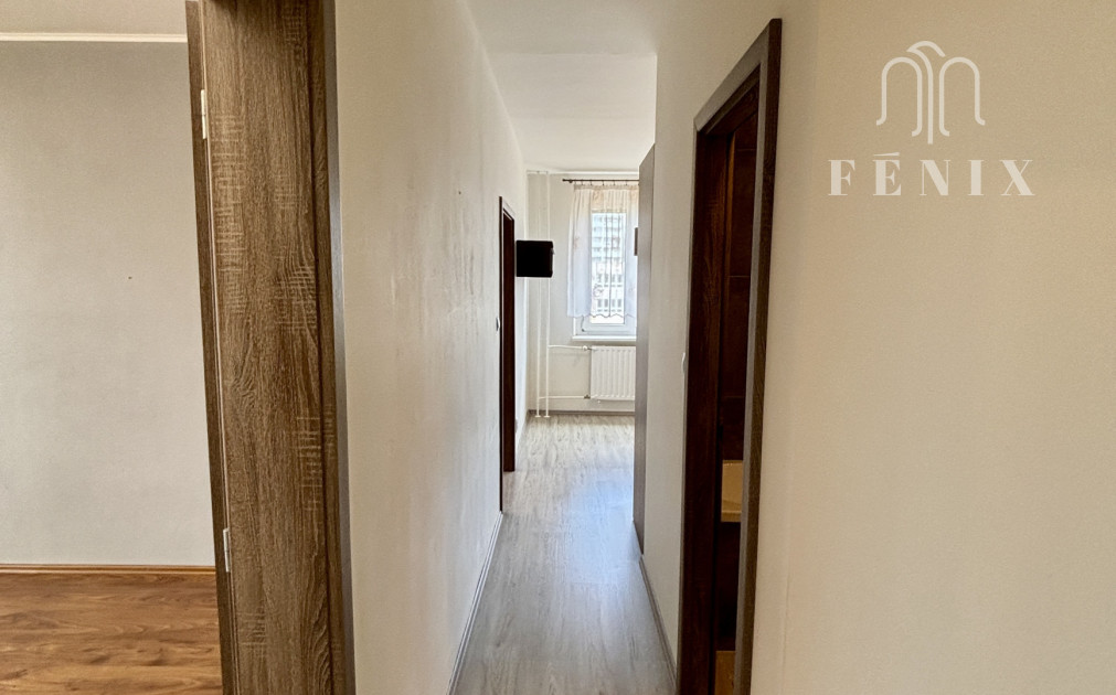 Priestranný 3-izbový byt s 2 balkónmi, 80 m², Košice – Furča