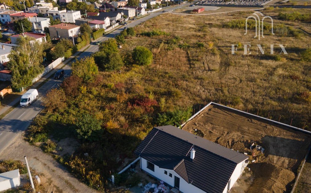 Stavebný pozemok 1103m², Čaňa - Hviezdna