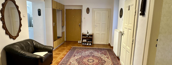 4 izbový tehlový byt, Komenského ul.,Košice- 120m2, zimná záhrada, balkón do dvora