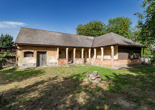 Rodinný dom s veľkou záhradou - Perín-Chym - Gomboš