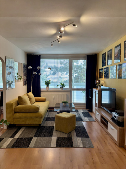 REZERVOVANÉ - 3-IZBOVÝ BYT 68m²+ 6m LOGGIA FURČA - BUZULUCKÁ