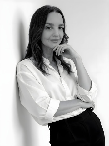  Janka Cáfalová 